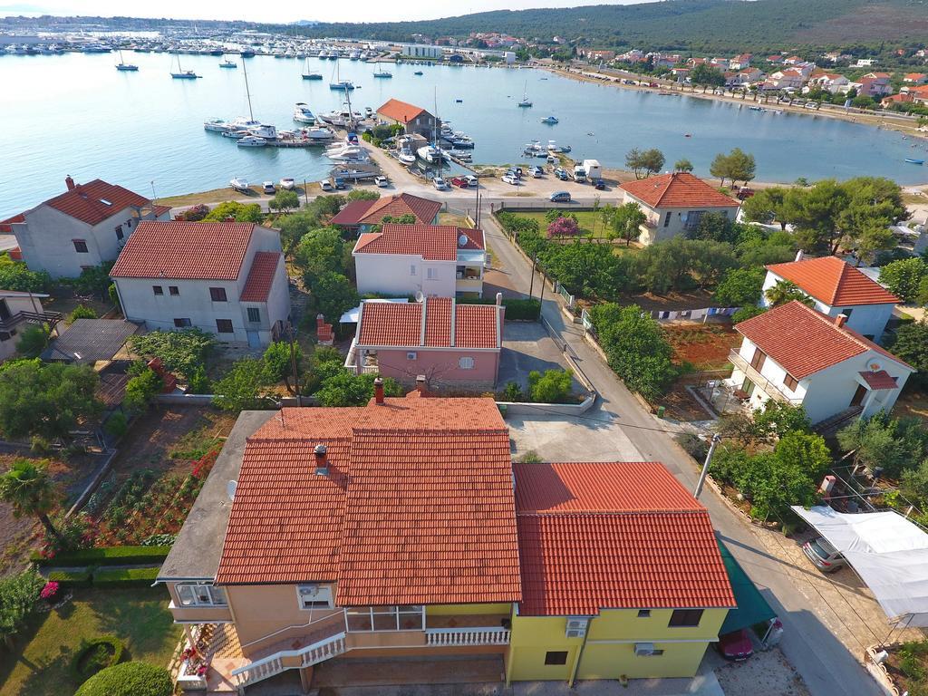 Apartments Lena Sukošan Dış mekan fotoğraf